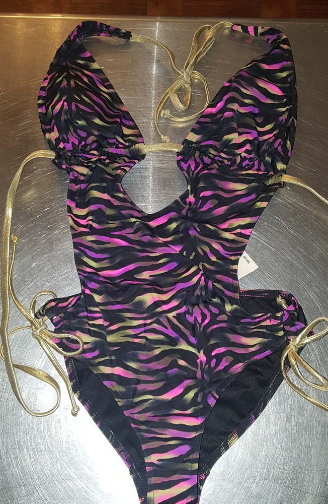 Express one piece